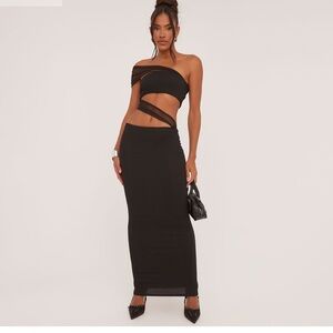 BANDEAU MESH STRAP DETAIL CUT OUT MAXI DRESS IN BLACK
